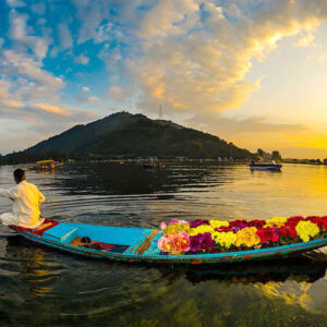 Romantic Bliss | Kashmir Honeymoon Getaway